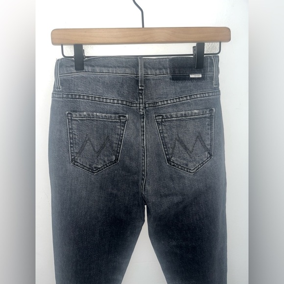 MOTHER SUPERIOR The Insider Crop Step Chew Crop Jeans in Pedal to Metal Size 25 - Picture 9 of 16